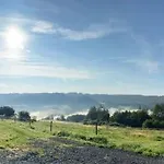 Haus Sonnenblume - 2 Wohnungen Mit Top Ausstattung - Nur 10 Min Bis Koblenz - Kostenlose Pkw Und Transporter Parkplaetze
