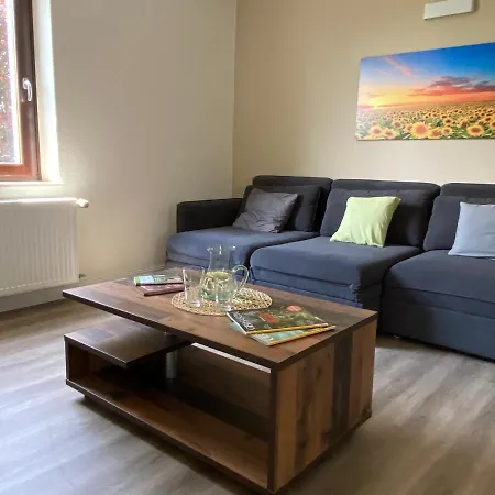 Apartman Haus Sonnenblume - 2 Wohnungen Mit Top Ausstattung - Nur 10 Min Bis Koblenz - Kostenlose Pkw Und Transporter Parkplaetze