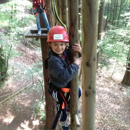 Grosse Ferienwohnung Mit Parkplaetzen Und Top Ausstattung - Nur 15 Min Bis Koblenz Eitelborn