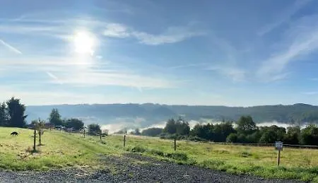 Haus Sonnenblume - 2 Wohnungen Mit Top Ausstattung - Nur 10 Min Bis Koblenz - Kostenlose Pkw Und Transporter Parkplaetze
