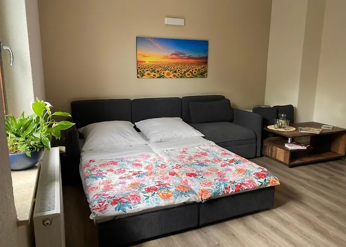 Grosse Ferienwohnung Mit Parkplaetzen Und Top Ausstattung - Nur 15 Min Bis Koblenz