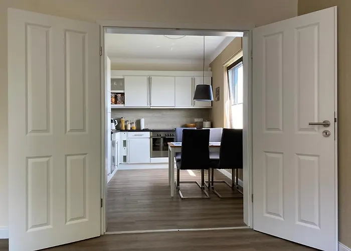 Apartament Grosse Ferienwohnung Mit Parkplaetzen Und Top Ausstattung - Nur 15 Min Bis Koblenz Eitelborn