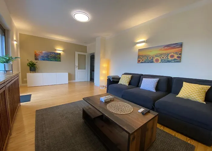 Apartament Grosse Ferienwohnung Mit Parkplaetzen Und Top Ausstattung - Nur 15 Min Bis Koblenz *